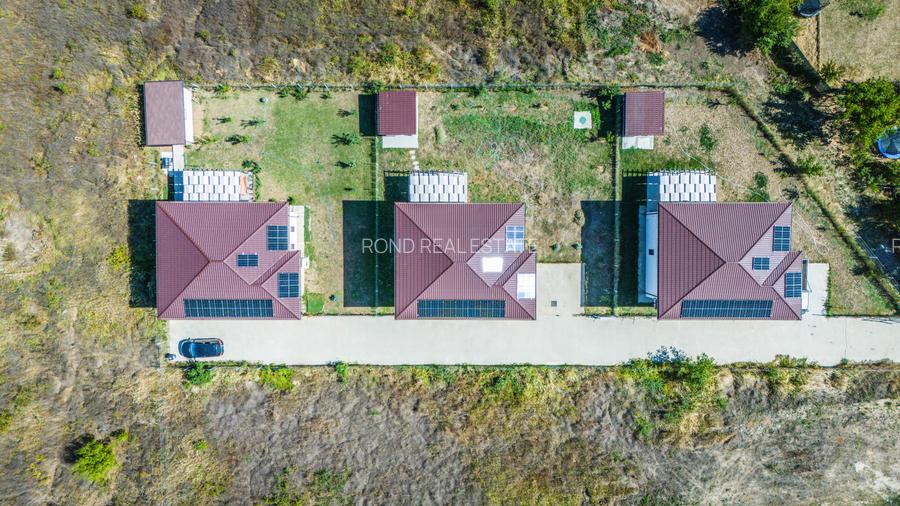 Vila  in promotie, panouri, pompa de caldura, intretinere - 500ron/luna - 29