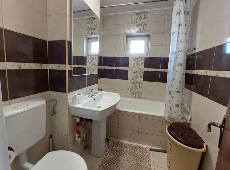 3 camere 80 mp 2 bai langa Parc Morarilor