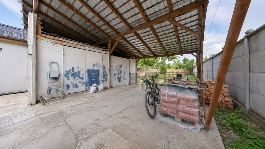 Casă renovată în Grădiște | Teren generos