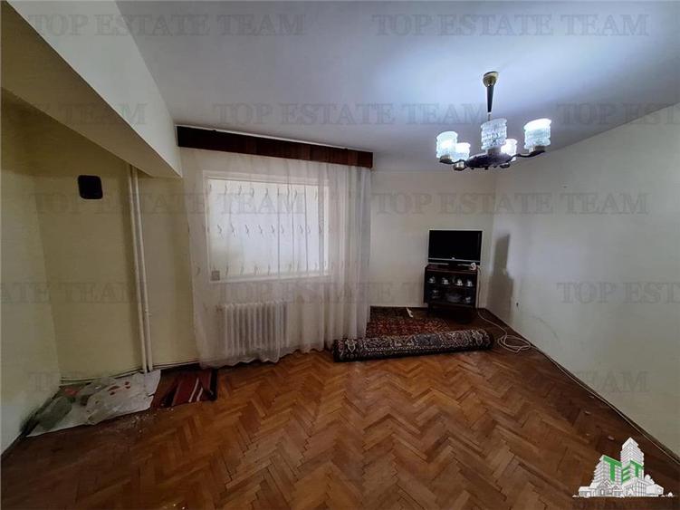 Apartament 3 cam. ultracentral - vanzare - Braila