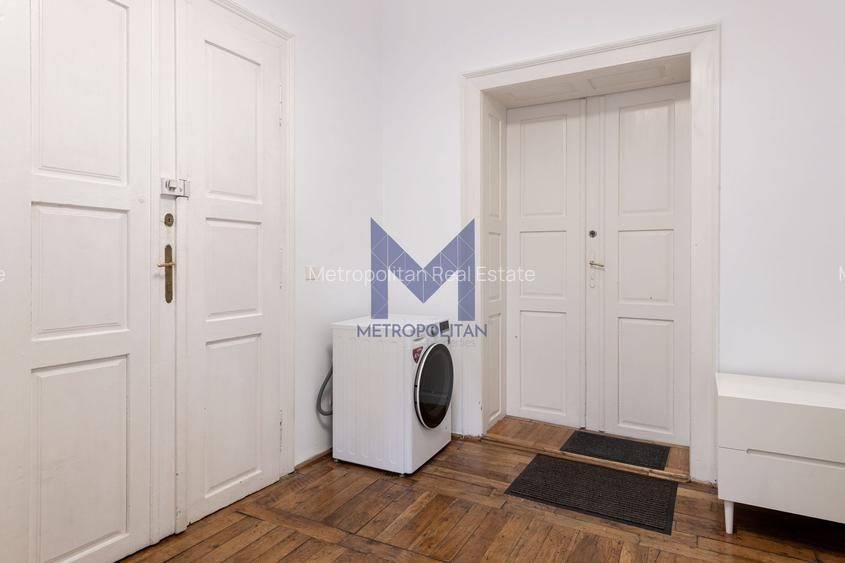Apartament-galerie la kilometrul zero | 2 camere + mezanin, 2 băi - 18