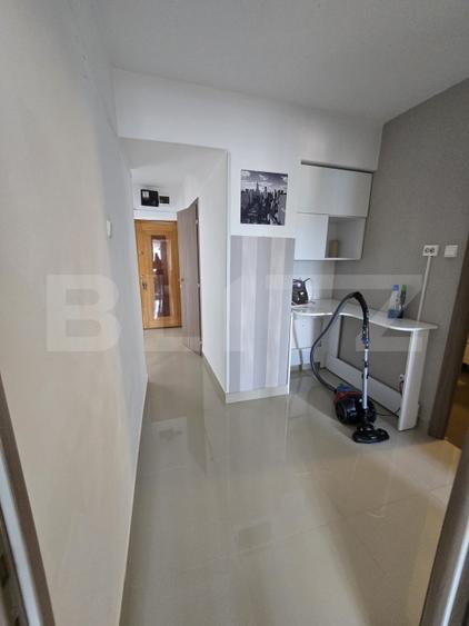 Apartament 3 camere, bloc PP, 62 mp, renovat, mobilat, zona Ultracentral