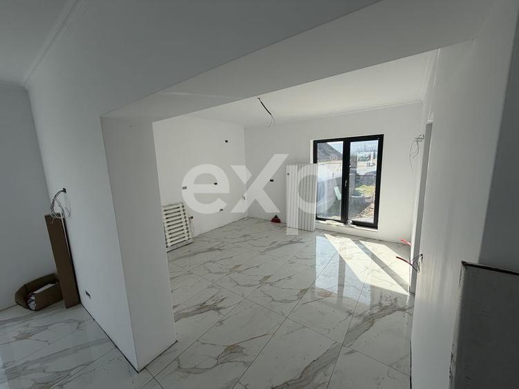 CASĂ MODERNĂ LA CHEIE în Curtea de Argeș | 1.000 MP TEREN | 4 camere + Anexe