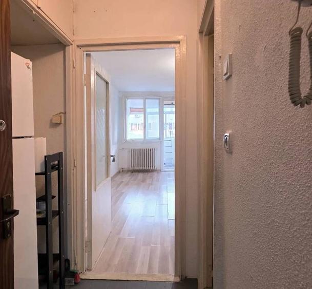 Garsoniera de vanzare  Lujerului