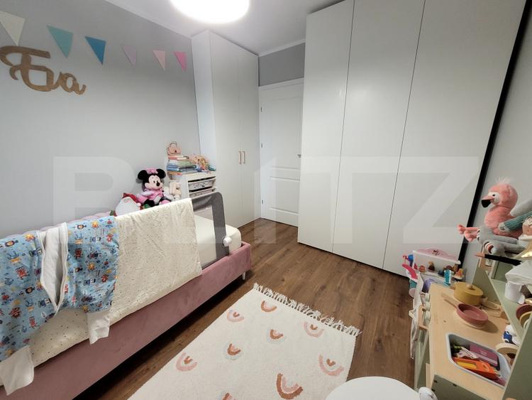 Apartament cu 3 camere, mobilat si utilat, parcare, zona Europa