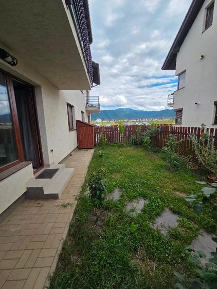 Apartament, casa de vacanta, Ghimbav, str. Lavandei, 2 camere 55mp, gradina 70m