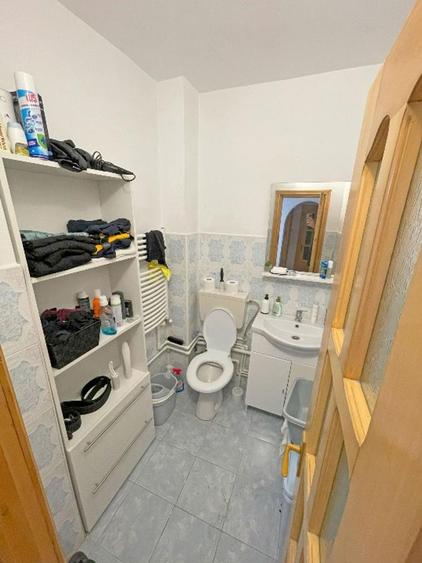 Apartament 3 camere zona Primaverii/Capat 1 , etaj 4 cu sarpanta ,mobilat