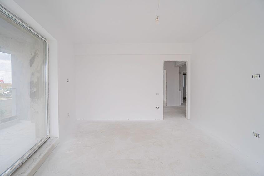 Tomis Nord - Vanzare apartament decomandat cu 3 camere, bloc nou.
