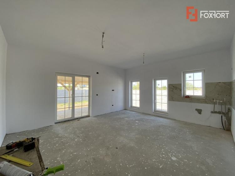 Comision 0% Duplex cu 3 camere si teren de 350 mp, zona linistita - Remetea Mare