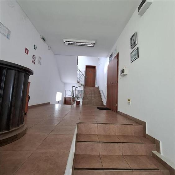 Spatiu birouri 1 camere, renovat, clima, centrala gaz 30 mp - Elisabetin