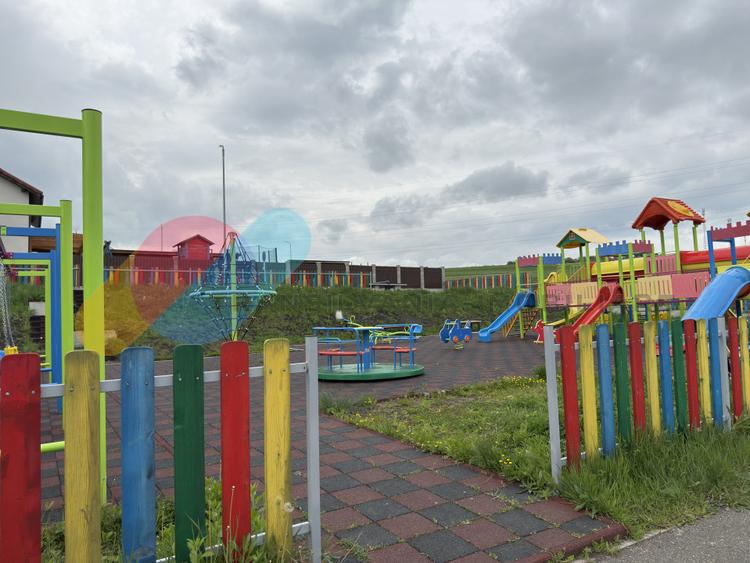 Casă individuala 160mp si teren 500mp in  Chinteni