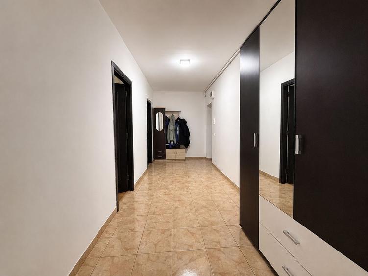 Apartament 3 camere, 74 mp + balcon, parter inalt, Gheorgheni
