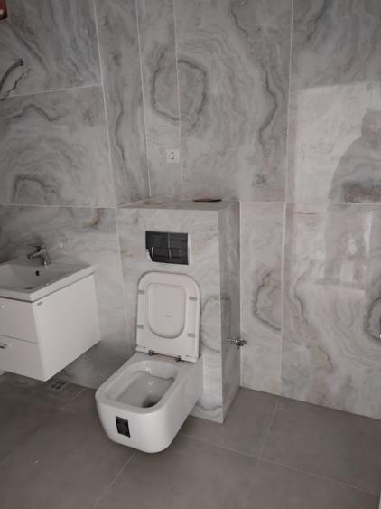 Apartament 2 camere, 60 mp, decomandat, finisat/utilat, doua balcoane, Zorilor