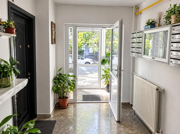 Garsonieră | Vitan | Renovat 2026 | 40,7 mp | Mobilat complet | Etaj 3