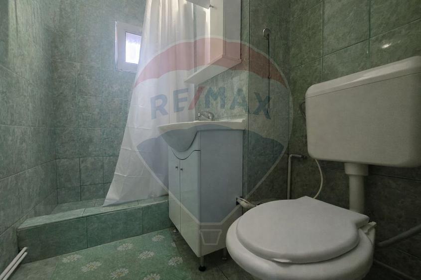 Apartament cu 4 camere de vânzare în zona Cetate -Comision 0%