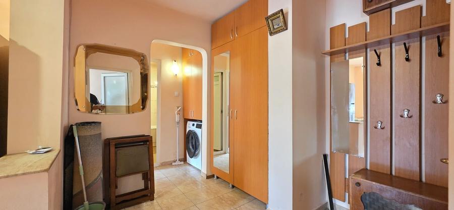 GARA - ABATOR 2 CAMERE DECOMANDATE MOBILAT + UTILAT CENTRALA GAZE PRET 450 EURO