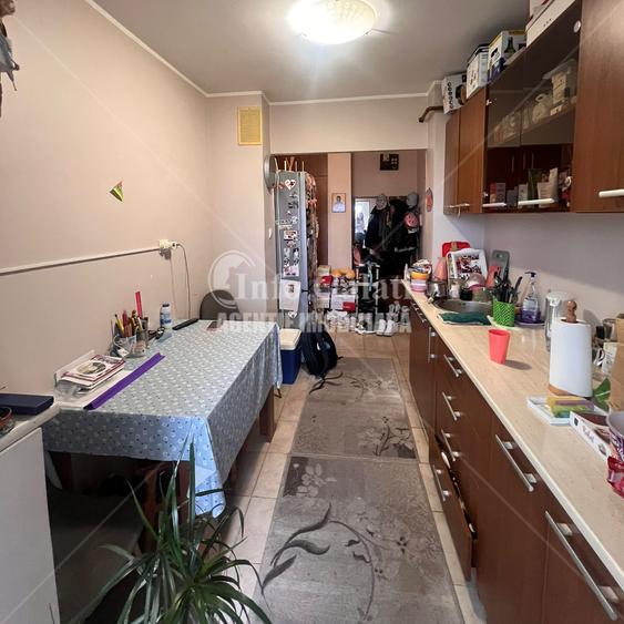 | Apartament cu 3 camere | Micro 20 | Mobilat |