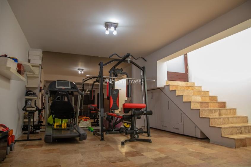 Vila LUX spre inchiriere /curte bar foisor piscina jacuzzi /sala fitness - 11