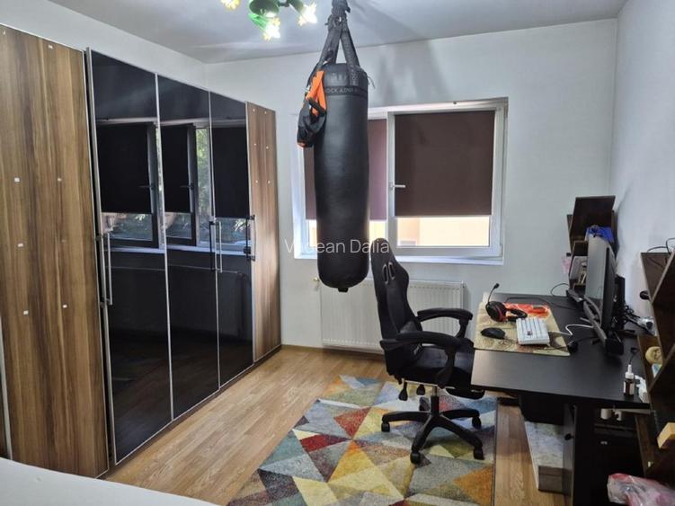 PF Vând apartament 3 camere, 58 mp+9 mp balcon - 12