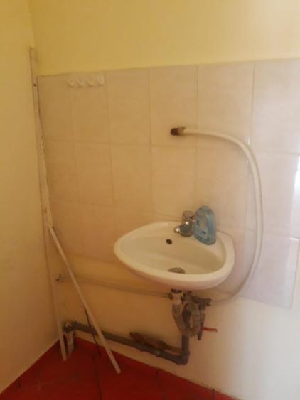 Dau in chirie spatiu comercial pentru. comerti sau birou, zona ultracentrala
