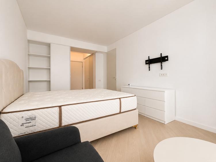 Studio mobilat Cortina North Pipera | 42 mp + parcare inclusa