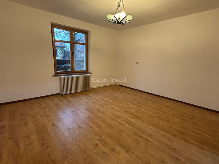 Casa 2 camere singur in curte - teren 900 mp - Sibiu - str. Nicolae Iorga - 9