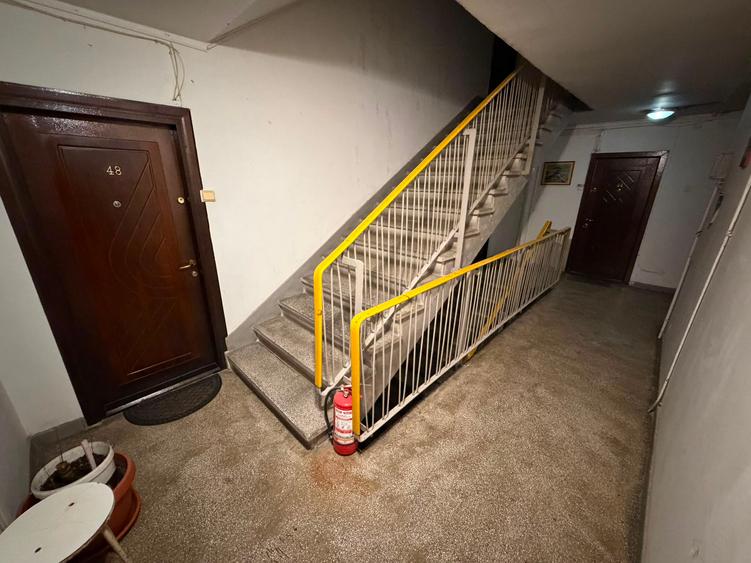 Titan 2 Camere Bloc 1970 Reabilitat Instalatii Schimbate 5 Min Metrou