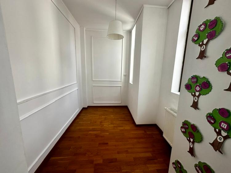 Vila deosebita cu 8 camere, renovata integral zona Kiseleff -Aviatorilor