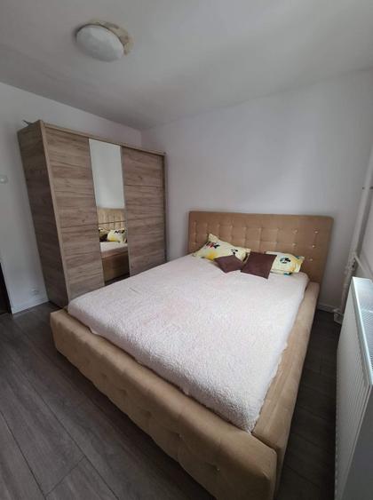 Apartament 3 camere, 51,25 mp, Craiovita Noua, zona-Orizont
