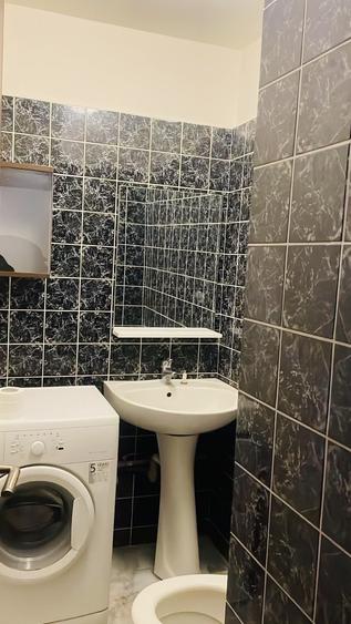 Apartament 3 camere, decomandat, etaj 2 - zona Olimpia Stadion