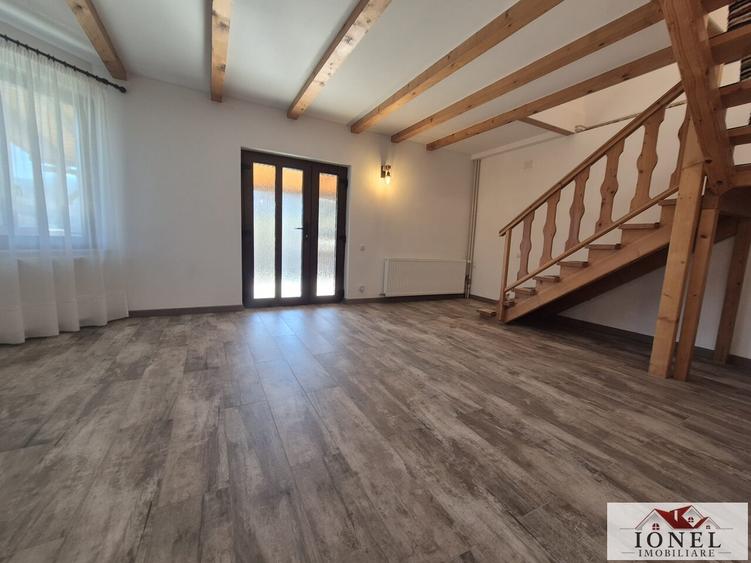 Casa D+P+M de vanzare in Metes