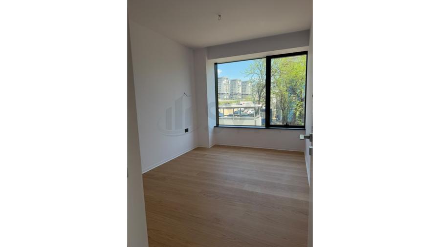 REA1028925 4 camere One Lake Club Floreasca