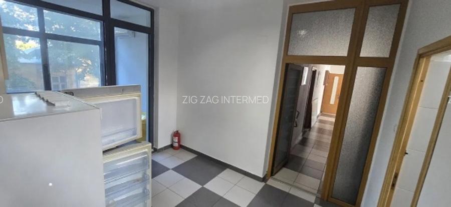 Ultracentral - Bd. Mamaia, spatiu ideal birouri, 252 mp., etaj 1 - 6