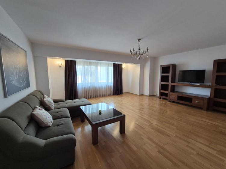 Unirii - Popa Nan, apartament 3 camere, loc parcare, c-tie2007