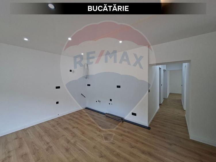 Casa de vanzare completa renovata Valea Rosie La 500 m de Parcul Mare