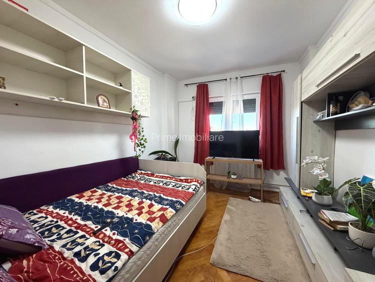 Apartament 3 camere, 67 mp, 2 bai +boxa +parcare - Cetate - 4