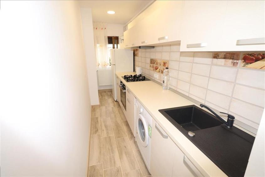Garsoniera renovata si mobilata zona Big Marelbo