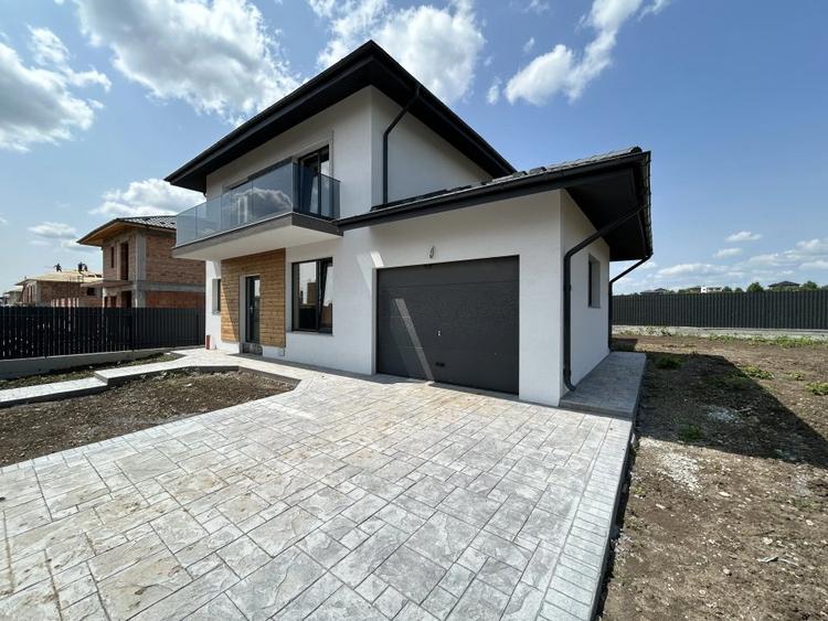 Casă individuală cu garaj și 4 camere! 136mp utili! Comision 0%