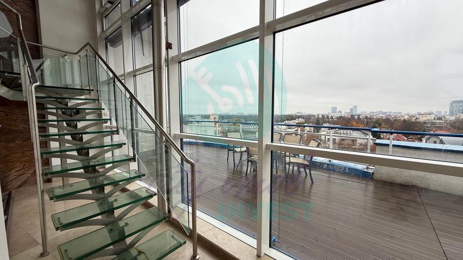 Penthouse Unic cu Terase de 100 mp