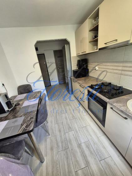 Apartament cu 3 camere , 61 mp, zona Manastur
