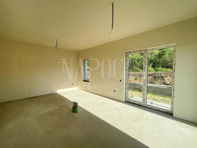 Casa 4 camere de vanzare in Floresti