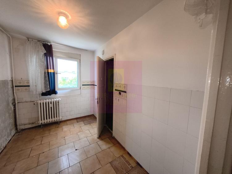 Drumul Taberei - Valea Ialomiței, Apartament 3 camere în Bloc P+4