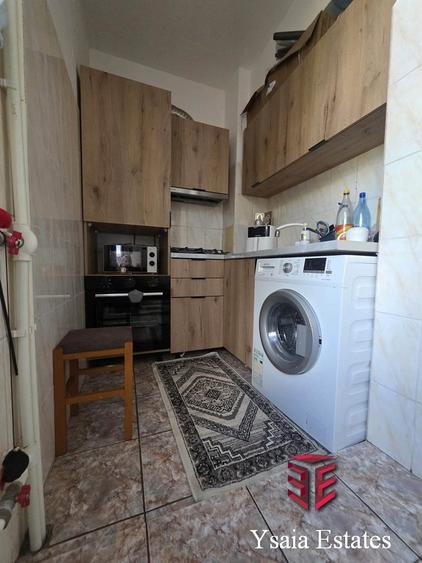 YSAIA IMOBILIARE - GARSONIERA DE VANZARE - FAR - ETAJ 1 -