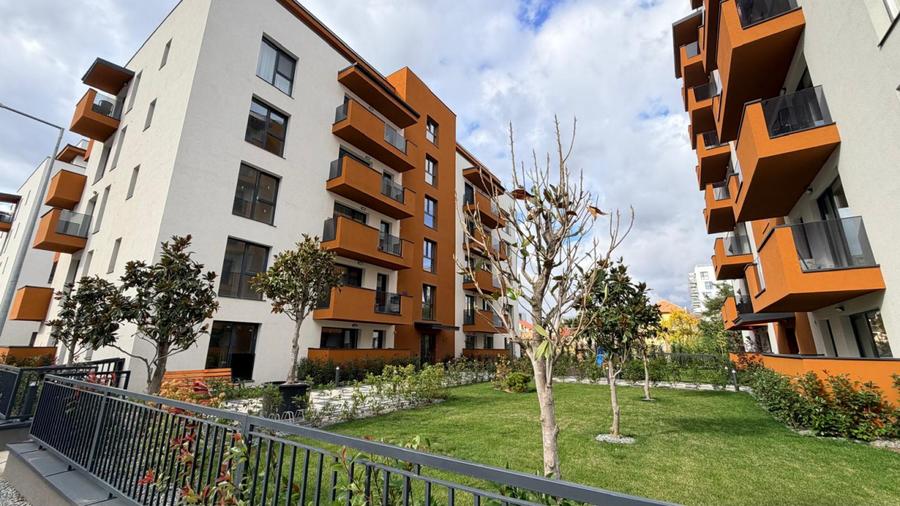 Apartament 3 Camere 55 mp, etaj 3, imobil nou, Între Lacuri