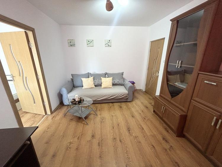 Apartament 2 camere , balcon,  Zona Ciresica - 2