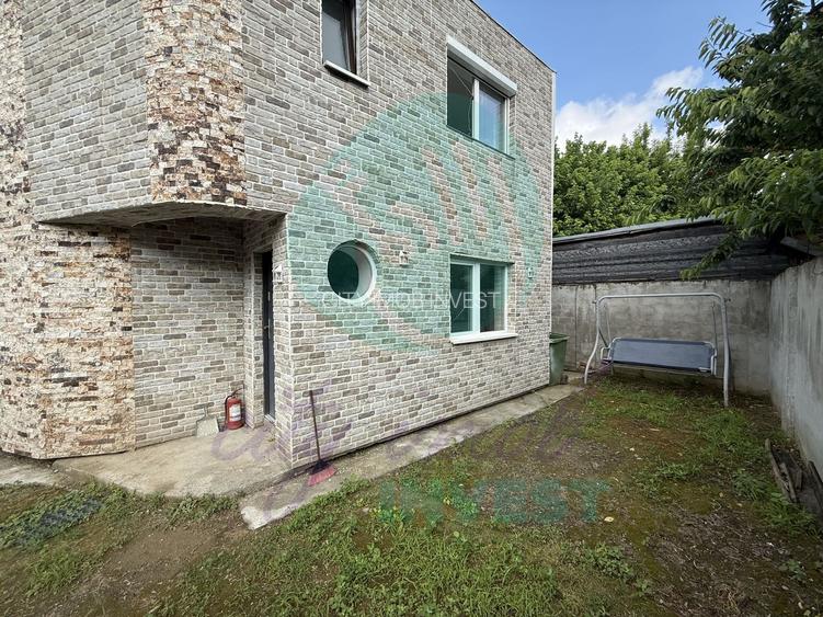 Casa receptionata in 2025 singura in curte - 5