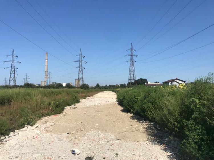 Lot in zona Sere Constanta, lângă o hală