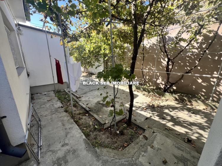 Inchiriere Casa zona Faleza Nord pentru perioada anului Universitar - 10