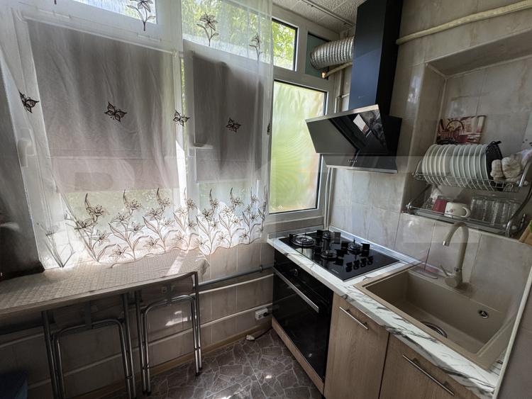 Apartament de vanzare, cu 2 camere, 51 mp, zona Trenul Pierdut