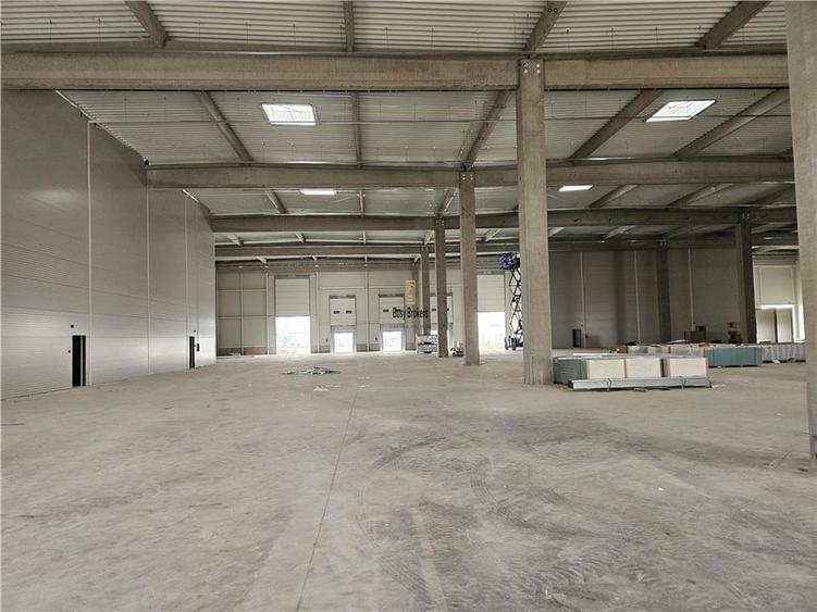 Spatiu Industrial - 6500 mp - Productie - Depozitare - Logistica - Distributie